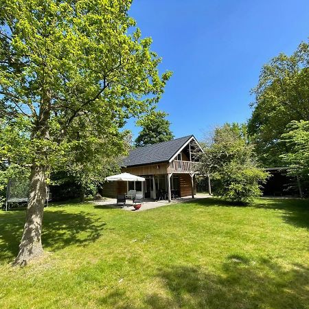 가셀트 Tofino, Een Comfortabel Vakantiehuis Naast Een Bos En Zwemmeer 빌라 외부 사진